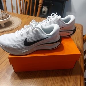 Nike White and Black Athletic Sneakers New